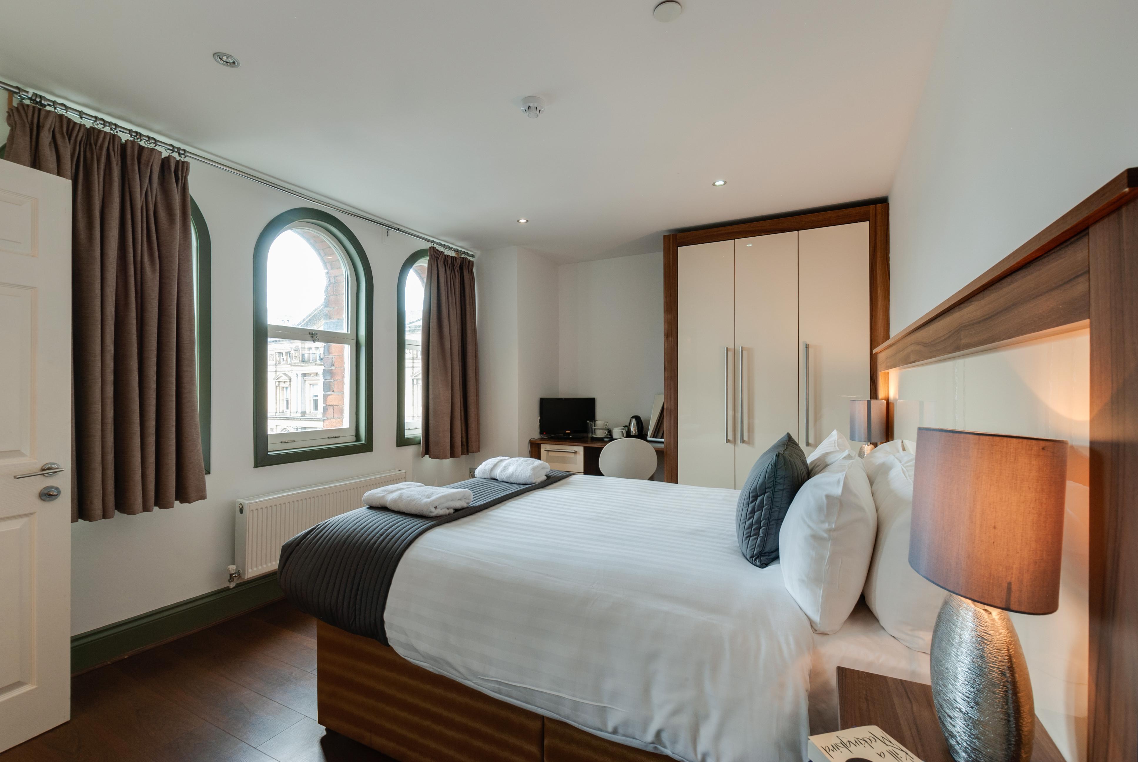 Base Serviced Apartments - Sir Thomas Street Liverpool Exterior photo