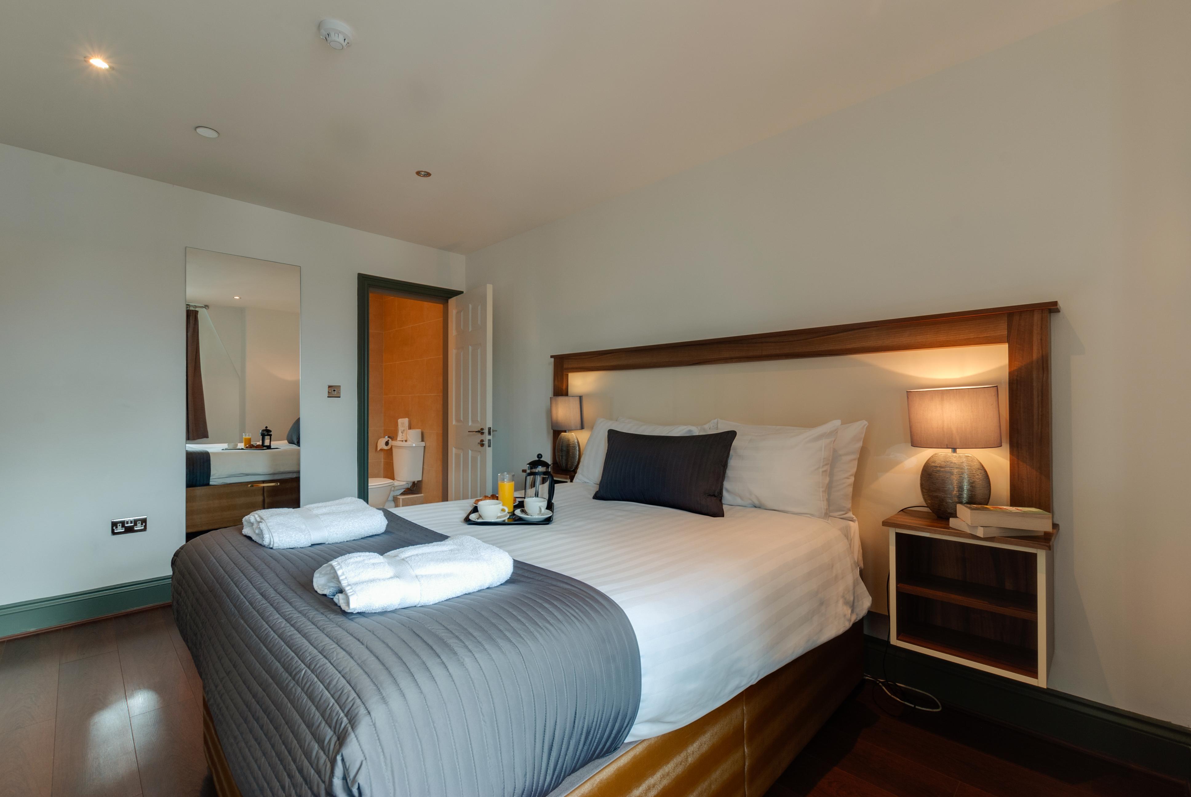 Base Serviced Apartments - Sir Thomas Street Liverpool Exterior photo