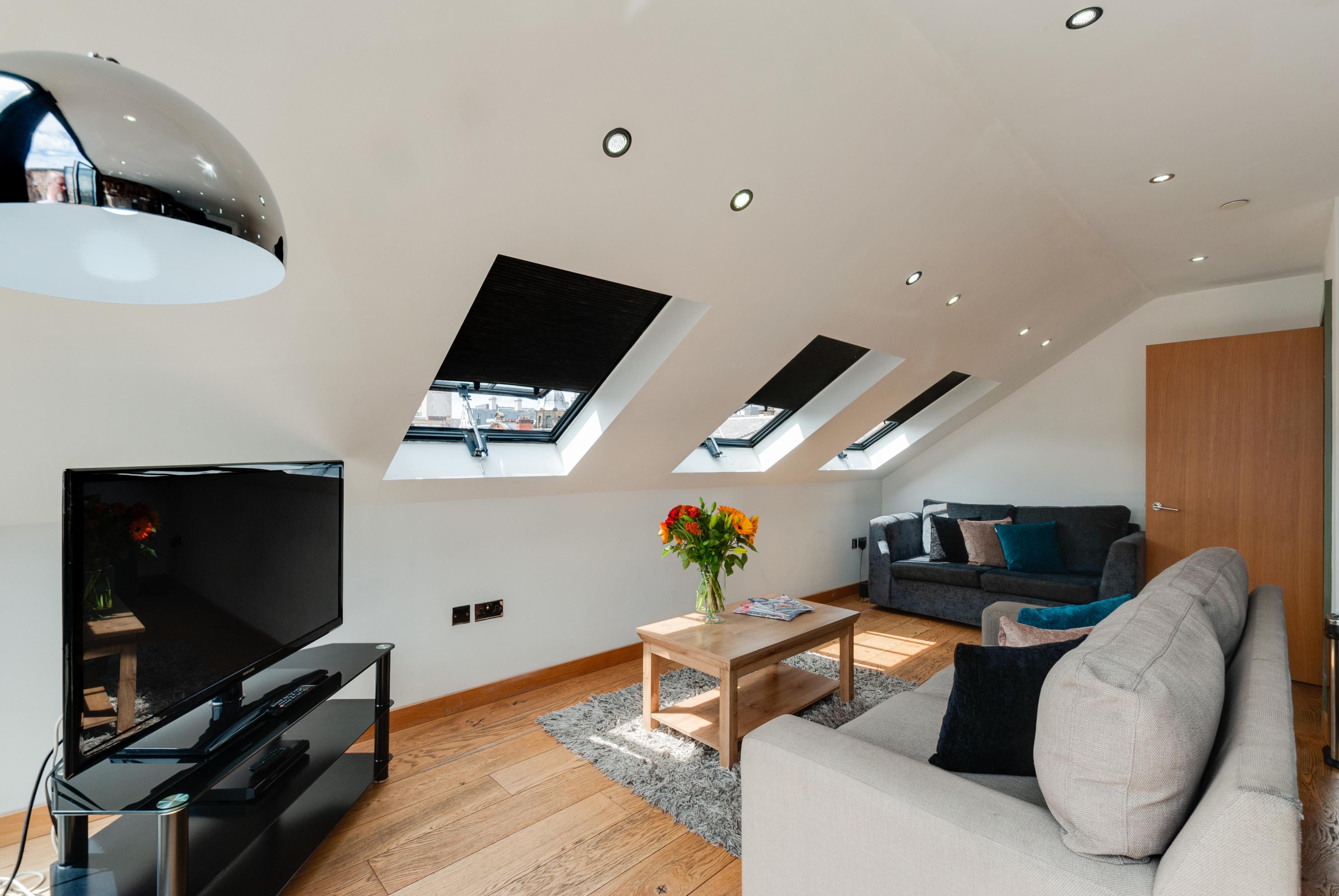 Base Serviced Apartments - Sir Thomas Street Liverpool Exterior photo