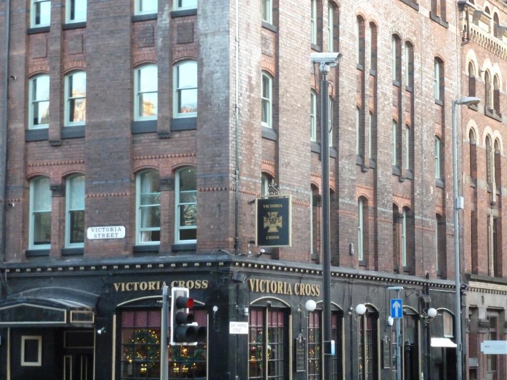 Base Serviced Apartments - Sir Thomas Street Liverpool Exterior photo