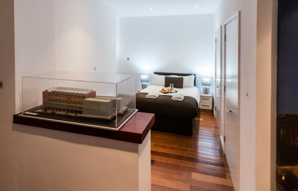 Base Serviced Apartments - Sir Thomas Street Liverpool Exterior photo