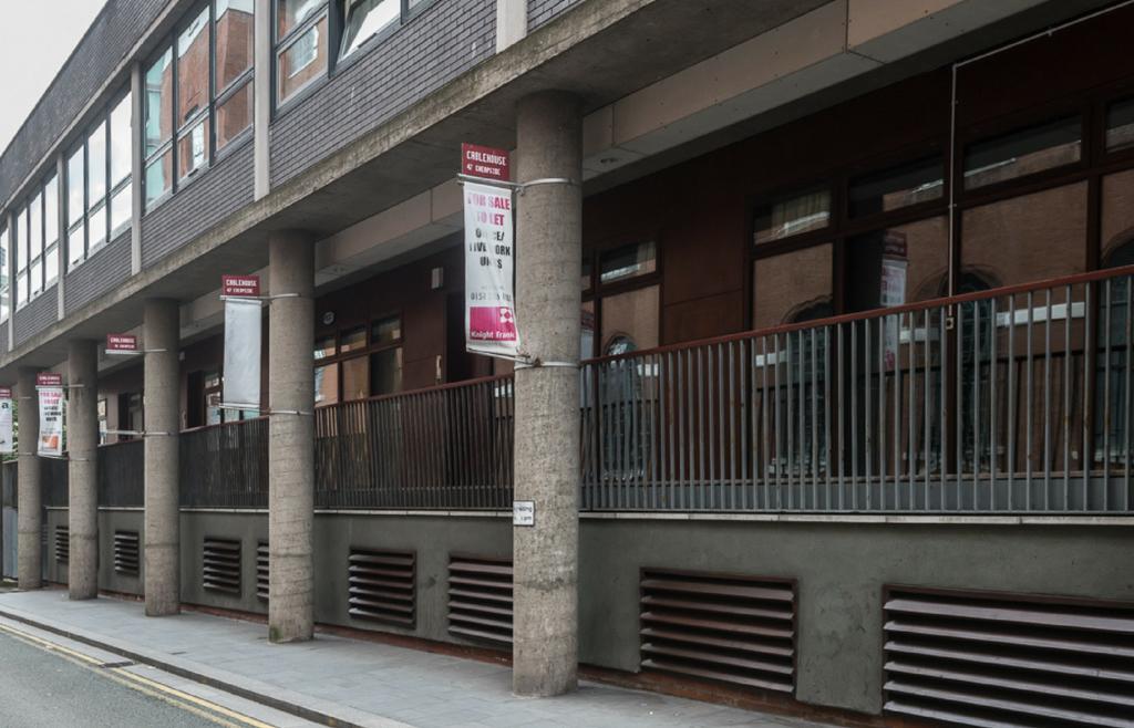 Base Serviced Apartments - Sir Thomas Street Liverpool Exterior photo