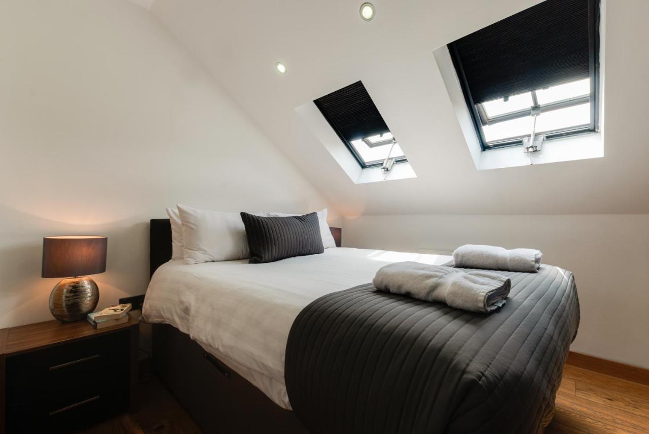 Base Serviced Apartments - Sir Thomas Street Liverpool Exterior photo